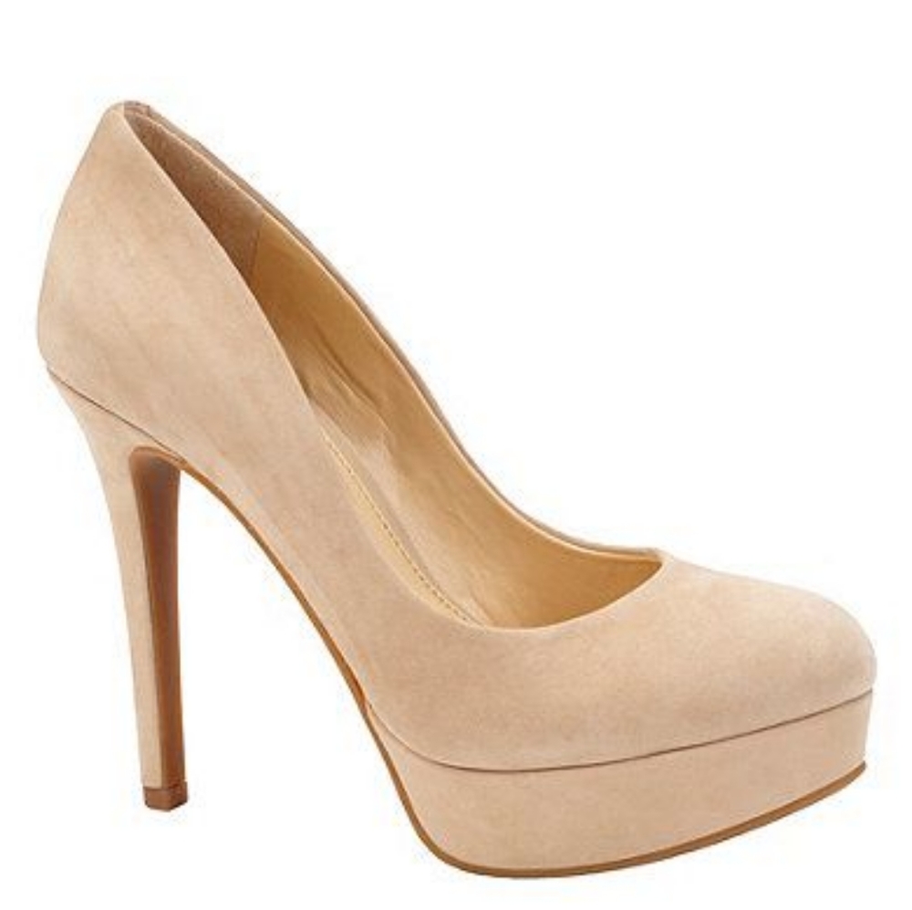 Gianni Bini nude suede pumps
